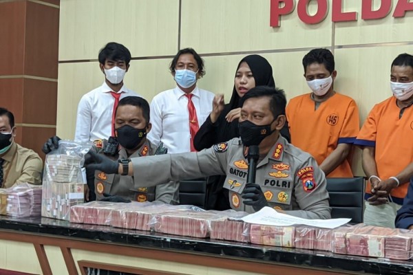Sindikat Uang Palsu Jatim Terbongkar, Polisi Sita Rp3,7 M