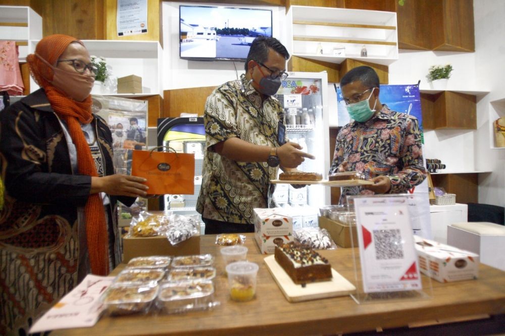 Dipecat dari Hotel, Mantan Chef Ini Bikin Kue Sehat di Surabaya
