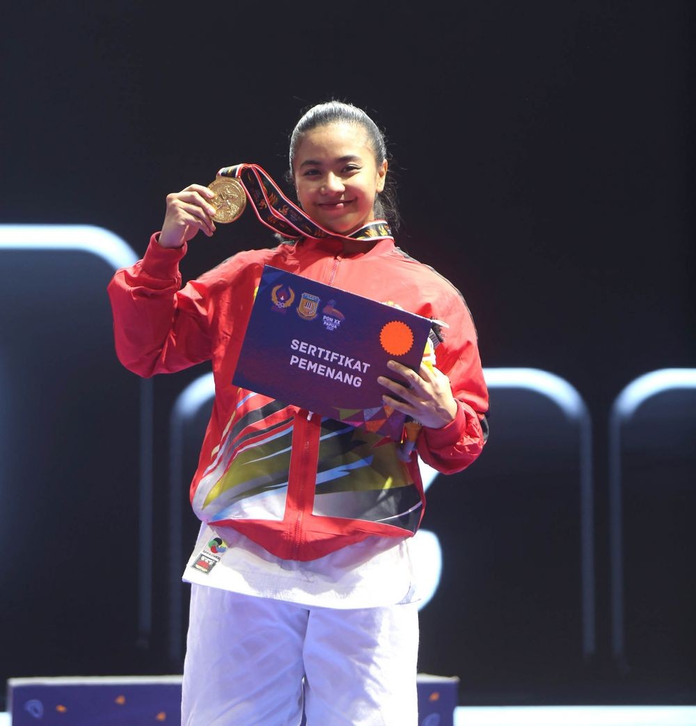 Karateka Krisda Putri Tambah Medali Emas Sulsel di PON Papua