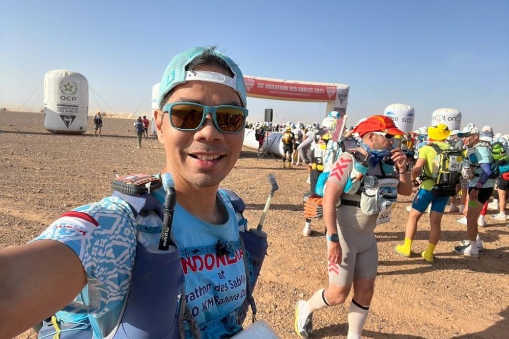 Pertama! Orang Indonesia Finis di Ultra Marathon Gurun Sahara