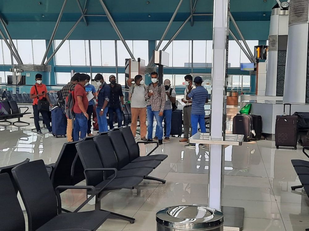 Imigrasi Bandara Soetta Deportasi 12 WN Sri Lanka yang Mencurigakan