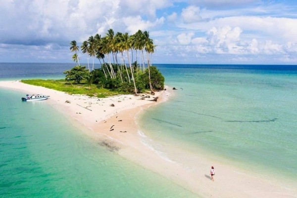 7 Destinasi Wisata Alam di Berau yang Keindahannya Diakui Dunia