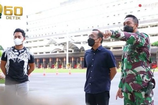 Mensesneg Pratikno Sambangi Mabes TNI AD, Tanda Andika Jadi Panglima?