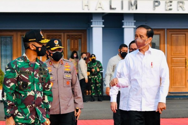 Bertolak ke NTT, Jokowi Akan ke Puncak Waringin