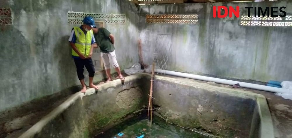 Cerita Penjaga Air Bersih Rela Tak Digaji, Tetap Layani Keluhan Warga