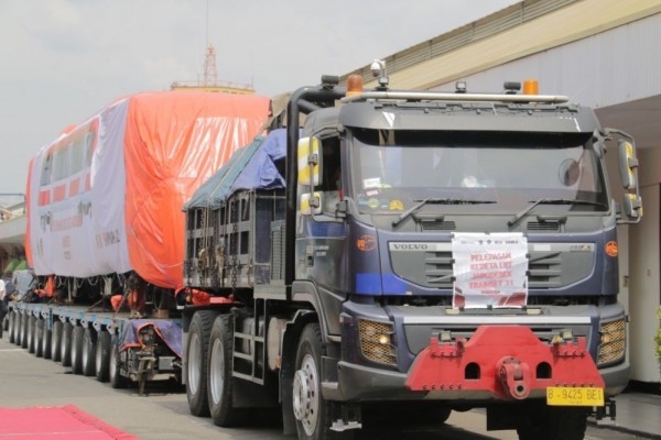 Rampung Proyek, PT INKA Lepas Kereta LRT Jabodebek ke-31