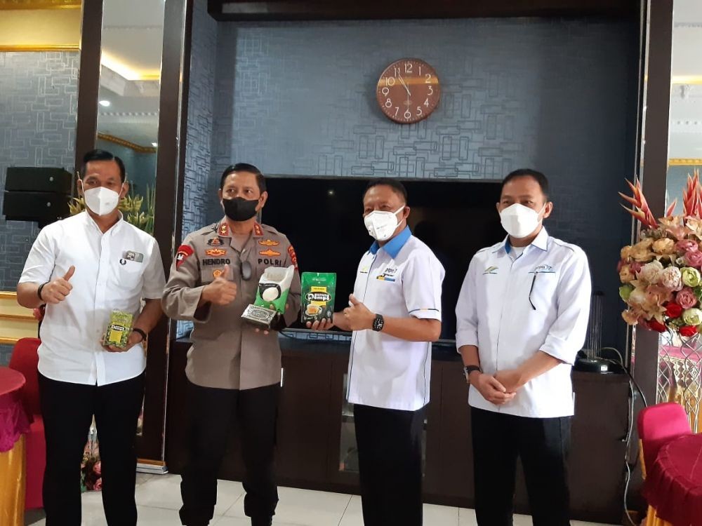 Kapolda Lampung Apresiasi Produk Retail PTPN VII