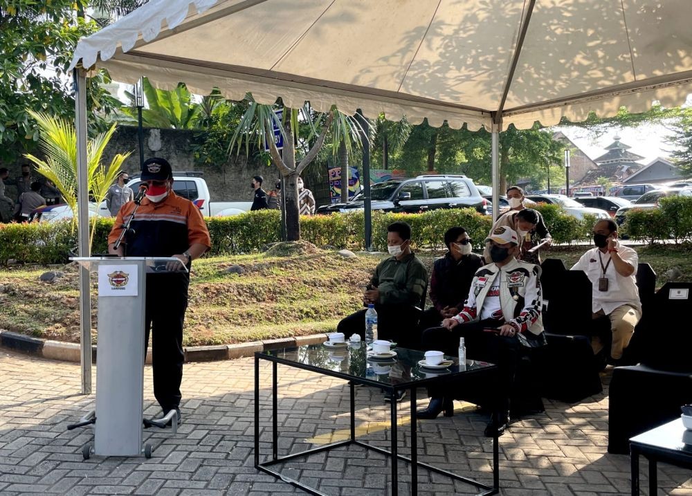 Harley Davidson Sambangi Lampung, Bagi 3 Ton Beras ke Warga Pesawaran