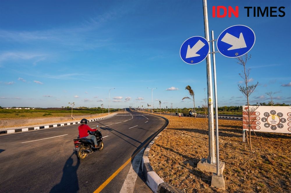 10 Potret Jalan Bypass Bandara ke Sirkuit Mandalika, Indah dan Keren!