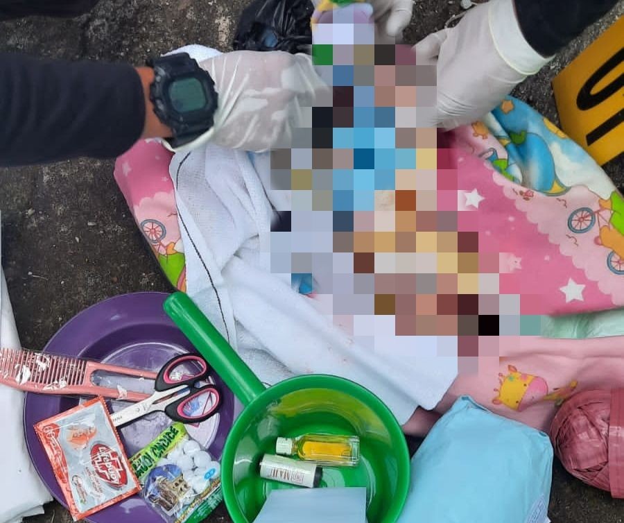 Mayat Bayi dalam Kantong Plastik Dibuang Depan Masjid di Makassar