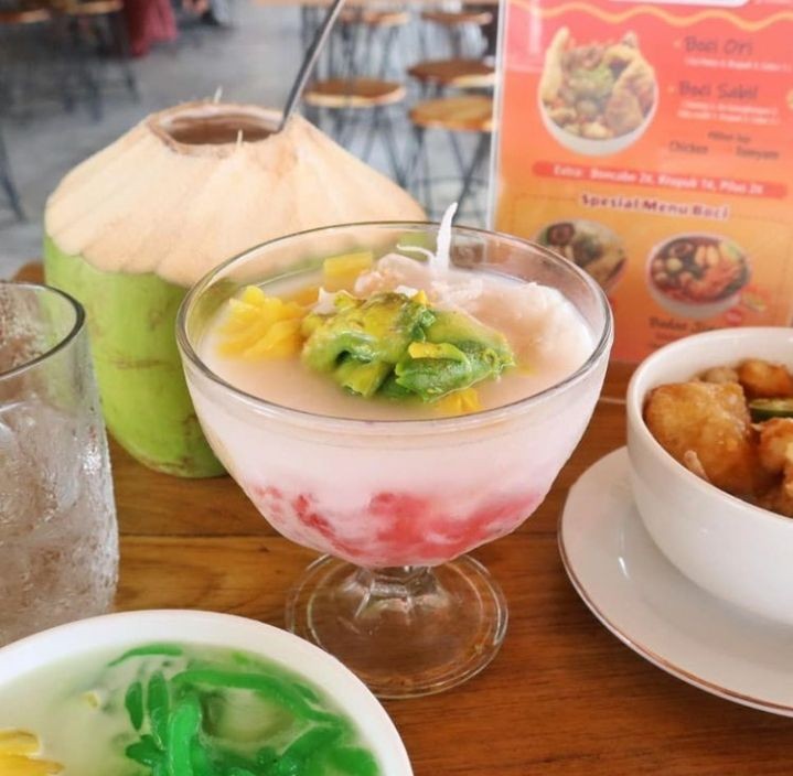 Baso Aci Perpaduan Sunda dan Korea, Sensasi Super Pedas!