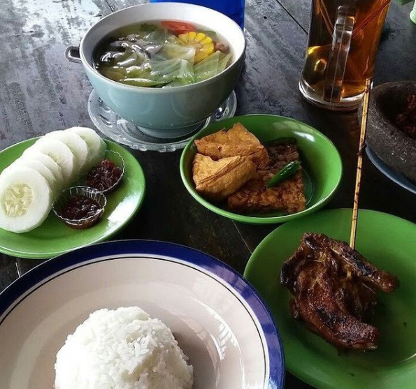 Rekomendasi 5 Kafe dan Tempat Makan di Salatiga, Kuliner Super Enak!