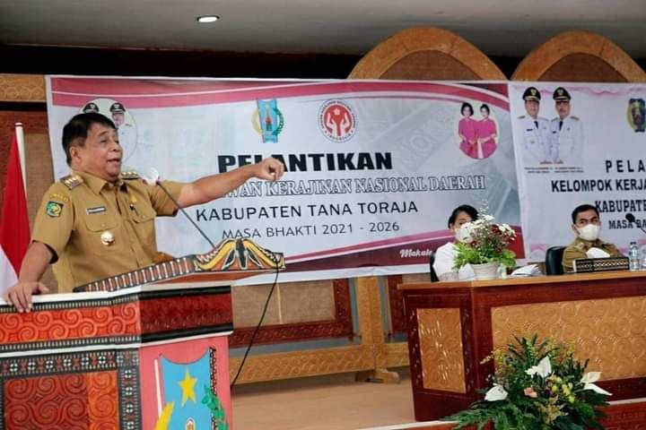 Profil Theofilus Allorerung, Bupati Tana Toraja Sang Penggerak Wisata