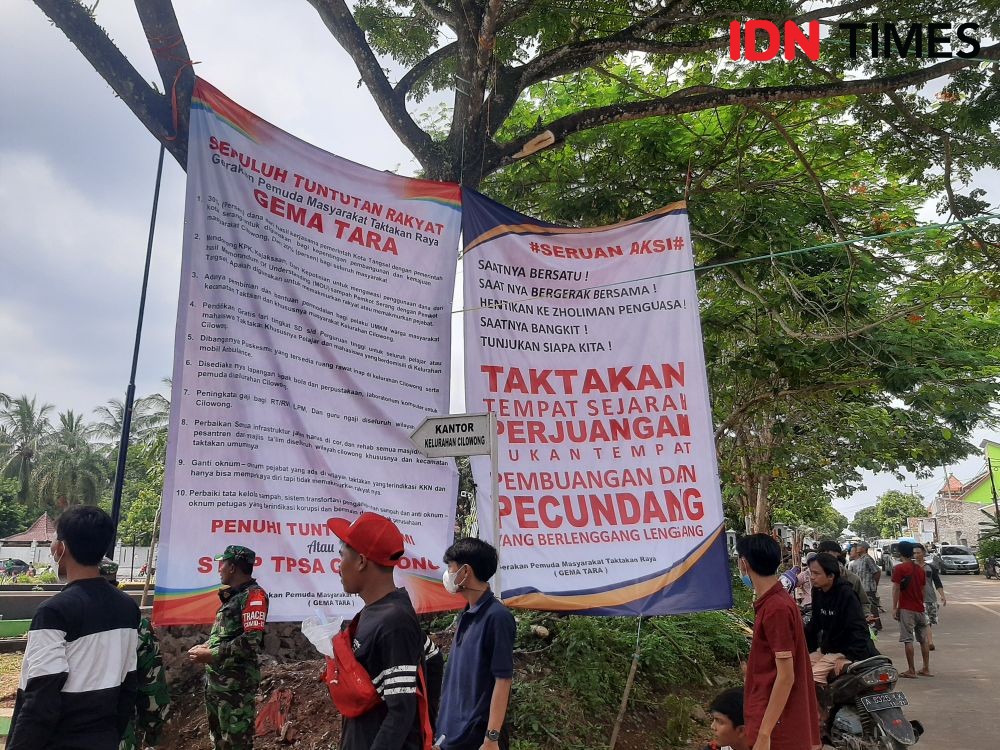 Warga Protes Sampah Tangsel, Wali Kota Serang: Sampah Bau Kalau Dicium