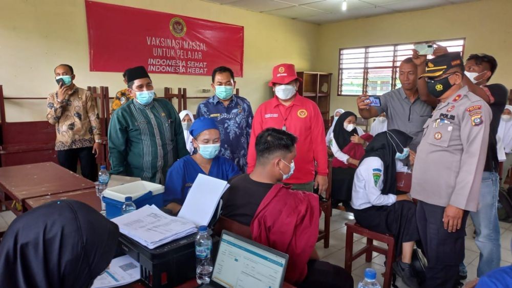 Vaksinasi BIN di Binjai dan Deli Serdang Diikuti Ribuan Pelajar