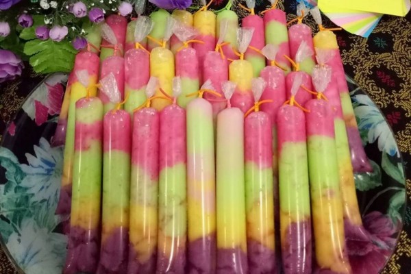 Resep Bikin Es Lilin Pelangi, Camilan Segar Favorit Semua Orang