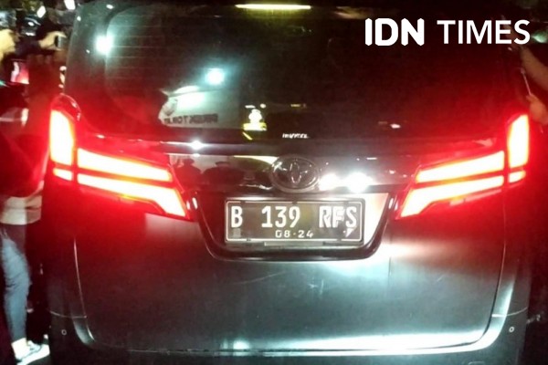 Polisi: Rachel Vennya Beli Pelat Nomor Mobil Ala Pejabat