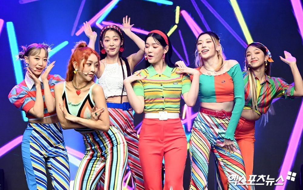 8 Fakta Comeback Secret Number, Bergaya Retro