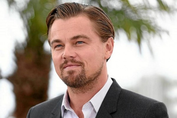 Tua-tua Keladi, 12 Seleb Pria Hollywood Ini Makin Tua Makin Memikat