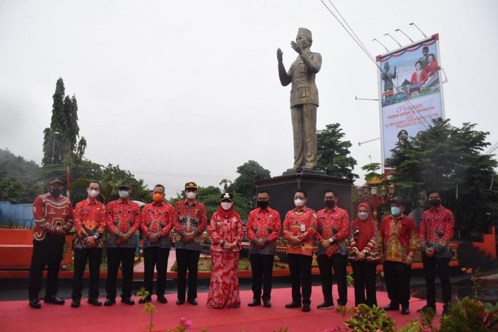 Patung Bung Karno 7 Meter di Bandar Lampung Diresmikan Megawati