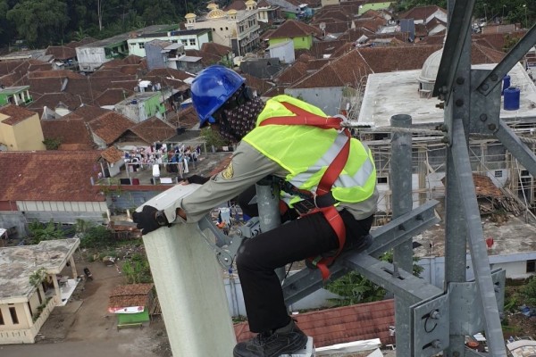 Perluas Jaringan 4G, XL Axiata Tingkatkan Literasi Digital di Cirebon Raya