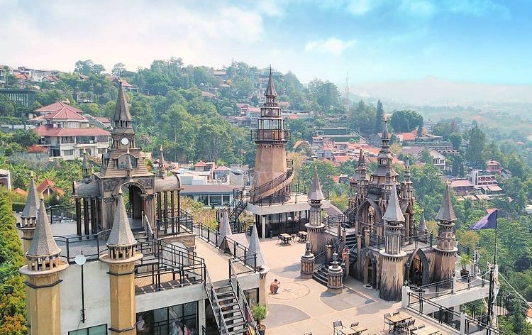 10 Tempat Wisata di Dago Bandung yang Mudah Diakses, ke Sini Yuk!