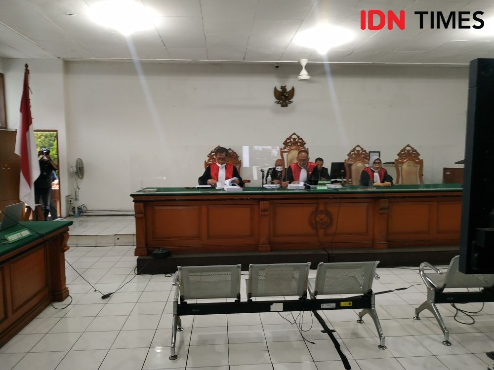 Korupsi Bansos COVID-19 Bandung Barat, Aa Umbara Divonis 5 Tahun Bui