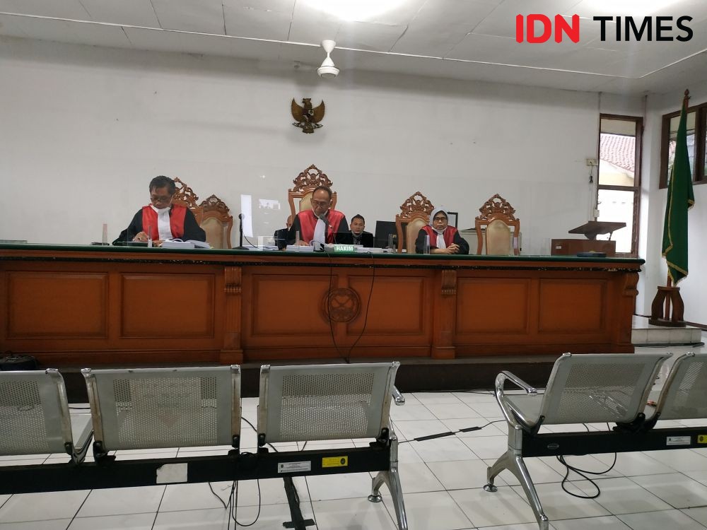 Korupsi Bansos COVID-19 Bandung Barat, Aa Umbara Divonis 5 Tahun Bui