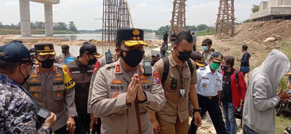 Kapolda Jatim Ungkap Penyebab Perahu Terbalik di Bengawan Solo