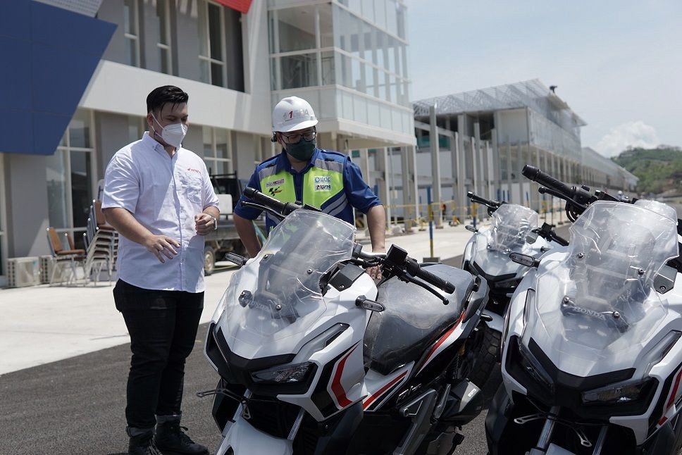 Motor Produksi AHM Honda ADV150 Jadi Skutik Resmi MotoGP Mandalika
