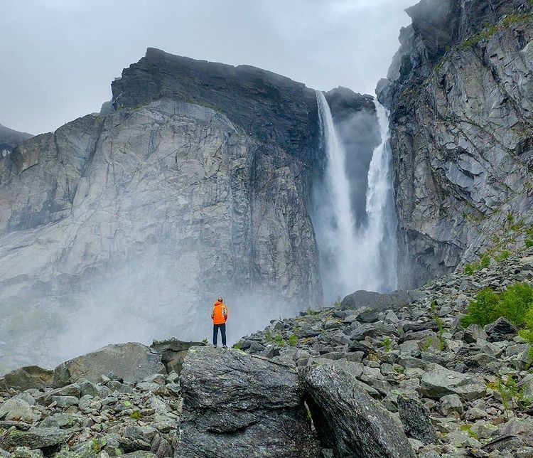 10 Air Terjun Tertinggi di Dunia, Pemandangan Alamnya Menakjubkan