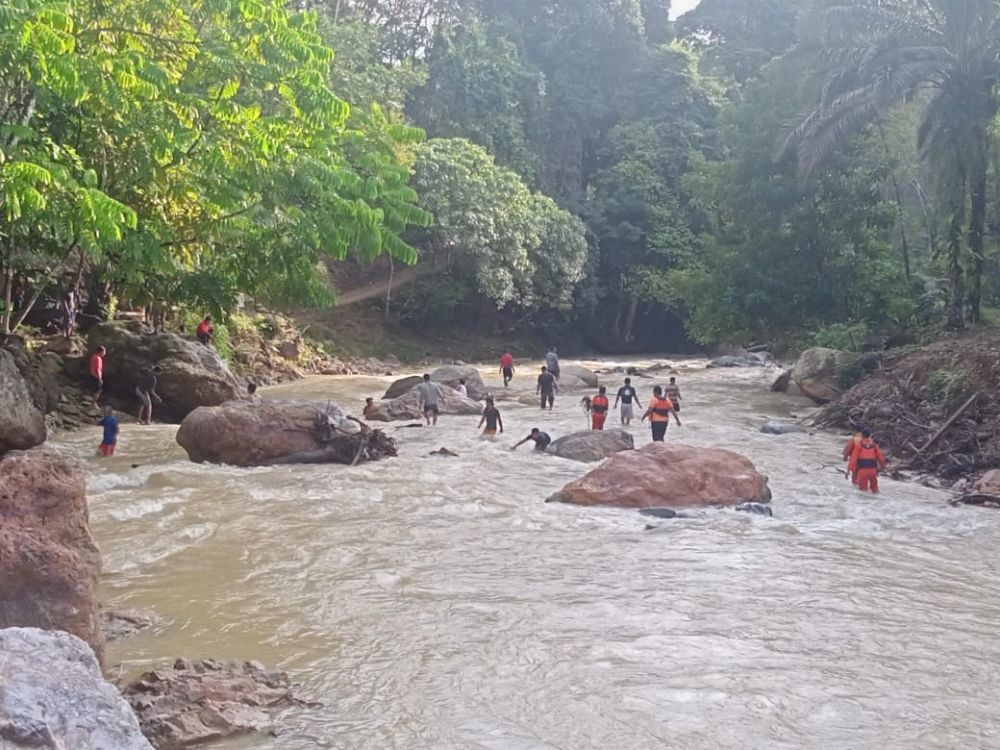 4 Warga Langkat Terjebak Arus Deras Sungai di Aceh, Satu Masih Hilang
