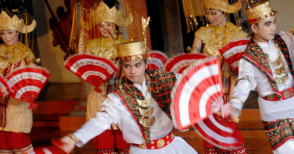 Tari Cangget, Tarian Tradisional Lampung Populer Sambut Tamu Agung