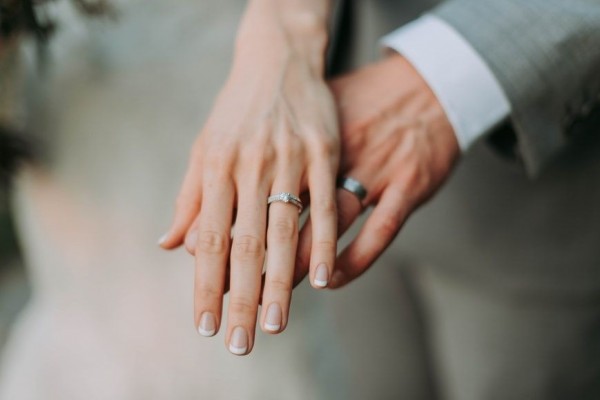 5 Langkah Beli Cincin Nikah Online, Anti Ribet!
