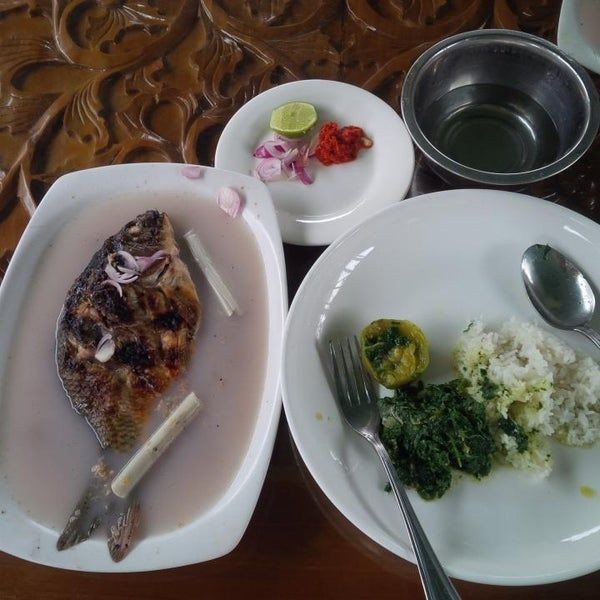 5 Rekomendasi Tempat Makan Populer di Padangsidimpuan