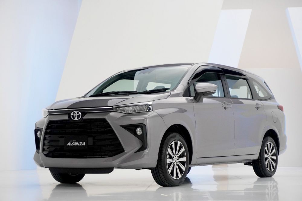 Daftar Mobil Toyota Paling Laris 2023 di Jateng, Cocok Buat Mudik! 