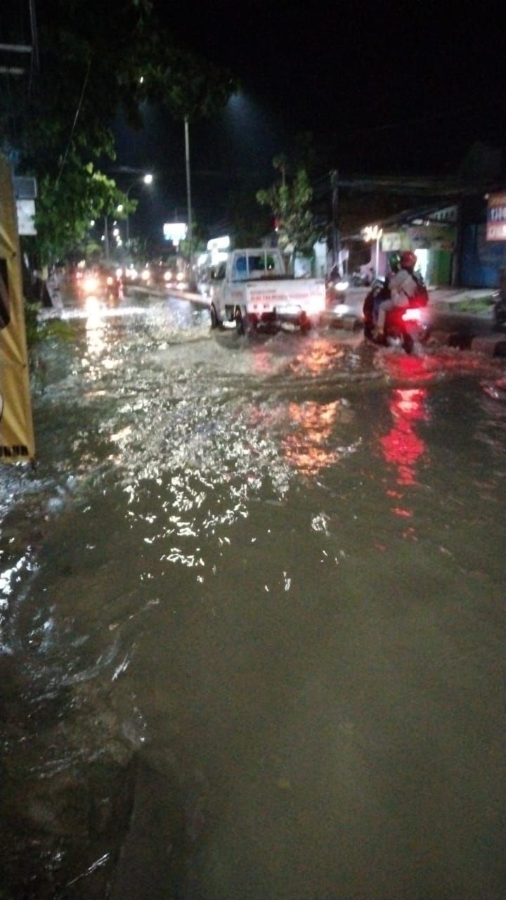 6 Lokasi di Semarang Langsung Banjir dan Tergenang saat Hujan Deras