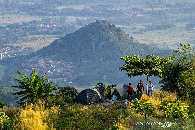 7 Tempat Wisata Tersembunyi di Karawang dengan Pemandangan Asri 