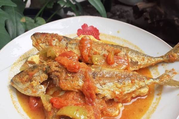 10 Olahan Ikan Kembung Khas Nusantara Yang Paling Enak