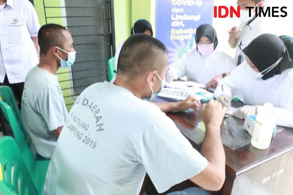 300 Pasien ODGJ RSJ Provinsi Lampung Divaksinasi COVID-19