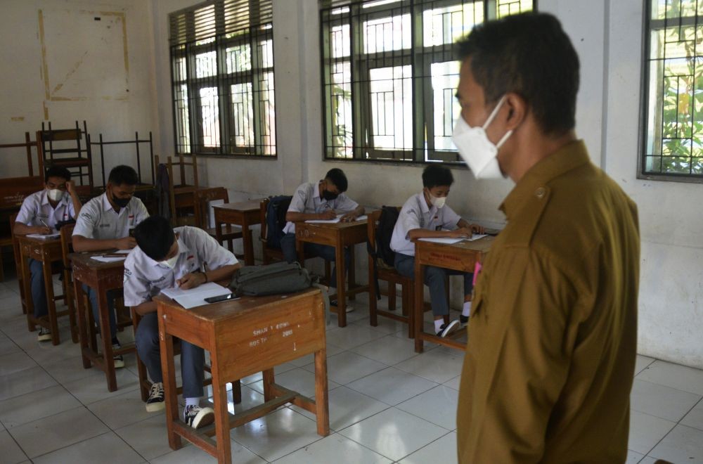 Sekolah di Manado PTM Terbatas karena Kasus COVID-19 Naik