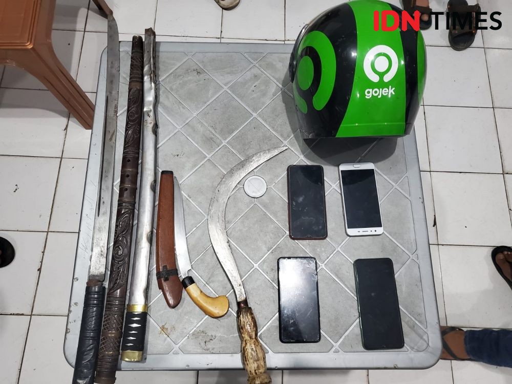 Todong Korban Pakai Samurai, 2 Pemuda Bandar Lampung Ditangkap Polisi
