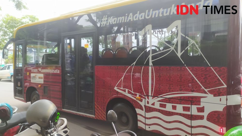 Sopir di Makassar Minta Teman Bus Tidak Ganggu Rute Petepete