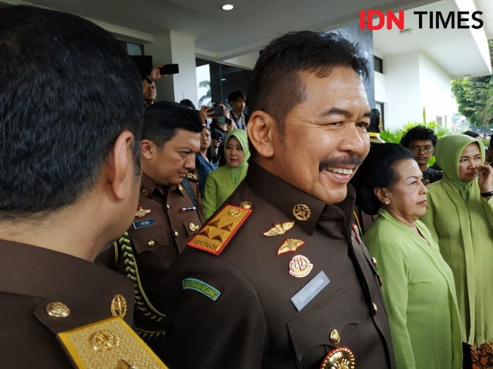 Profil Jaksa Agung Burhanuddin Yang Terseret Dugaan Poligami