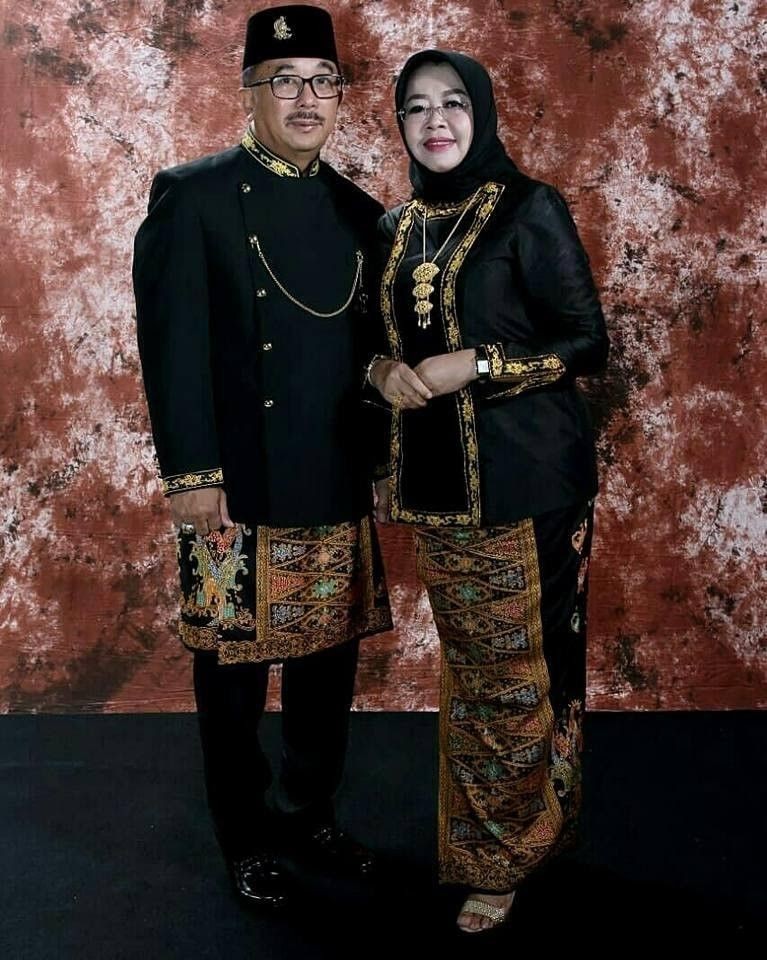 Mengenal Ragam Baju Adat Kutai Asal Kalimantan Timur