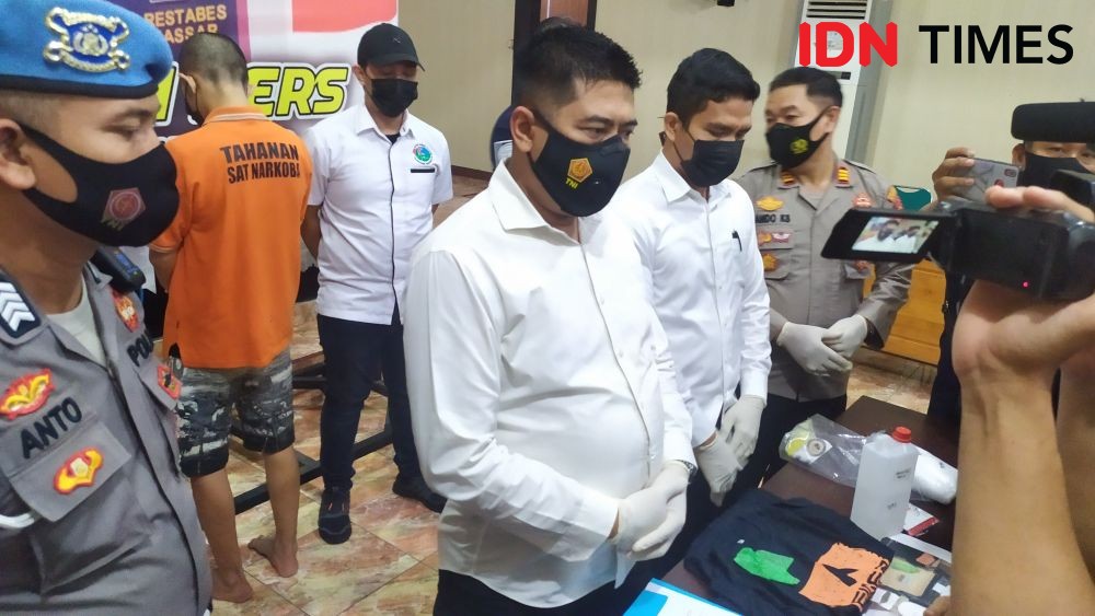 Pengedar LSD Tertangkap di Makassar Pesan Barang di Malang
