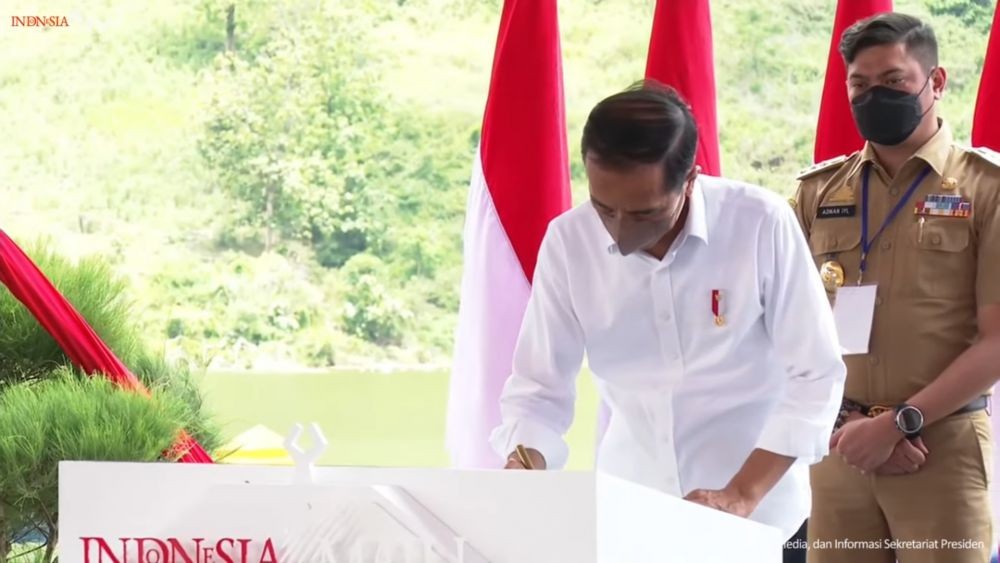 Jokowi Resmikan Bendungan Karalloe Senilai Rp1,2 Triliun