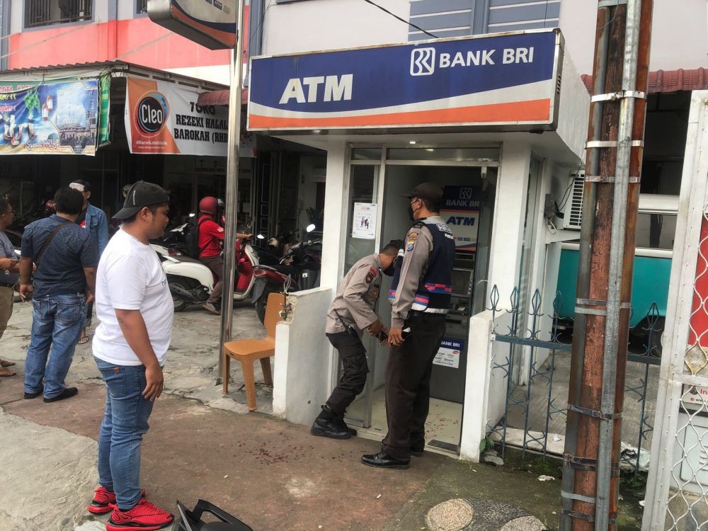 Sedang Transaksi di ATM, Perempuan Muda di Siantar Ditikam Suaminya