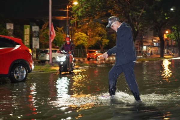 Medan Banjir, Aulia Sebut Drainase di Jalan Protokol Terlalu Sempit