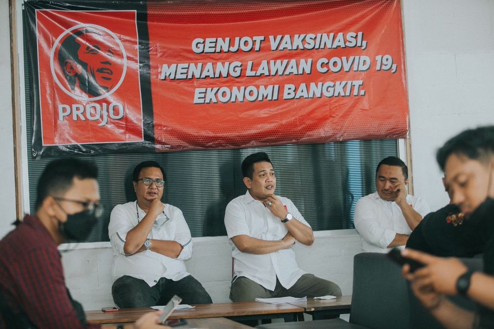 Jokowi Mania Deklarasi ke Ganjar, Pro Jokowi Pilih Fokus Vaksinasi